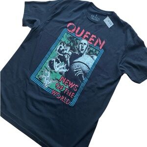 Freddie Mercury Queen Band T-shirt News Of The World Album 1977 NWT Unisex L
